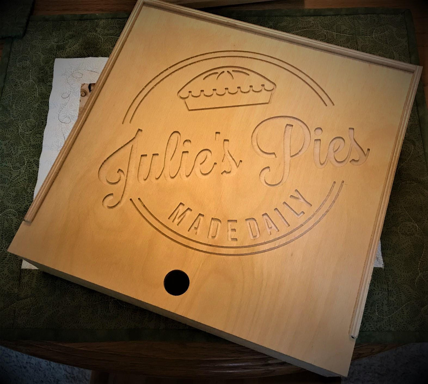 15 x x15 x 3 Pie box